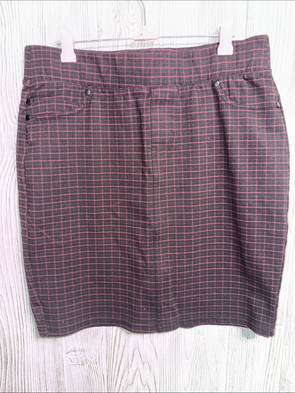 Liverpool Jeans Company Brick Red and Black Plaid Pencil Skirt